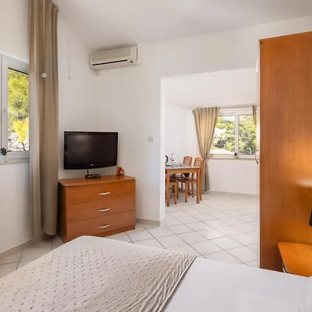 Polaris Apartamento Baška Voda
